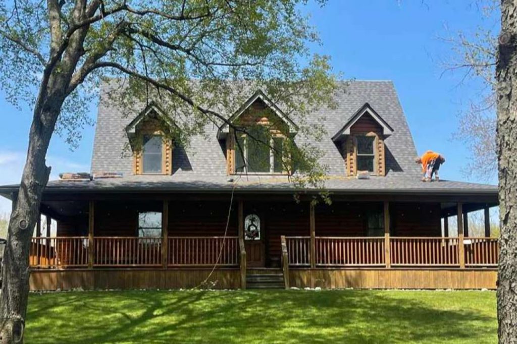 wooden cabin roof